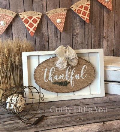 Unfinished kit measures 11.5” x7” 
And includes wooden MDF
•oval board 
•vinyl thankful stencil 
