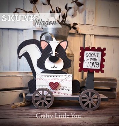 Unfinished kit measures apx. 10”
tall and comes with wooden MDF 
•skunk, snout, nose and tail 
•vinyl mouth
•envelope and heart 
•sign with black vinyl 
