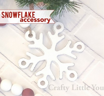 Unfinished kit includes wooden mdf
• snowflake tag 4.25”
