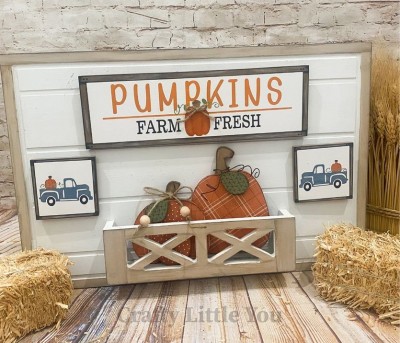 Unfinished kit measures apx. 11"x3.5" on sign and includes:
* Main title plaque
* 2 side plaques
* 2 pumpkins
* 2 leaves
* Vinyl stencil
* 4 pieces of velcro