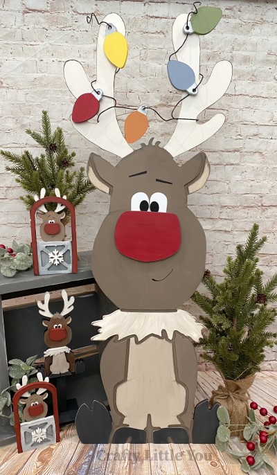 Unfinished kit measures 32" tall and includes wooden MDF: 
* Reindeer main piece with grooves
* Nose overlay
* 5 Christmas lights
* Eyes, eyebrows and mouth vinyl
