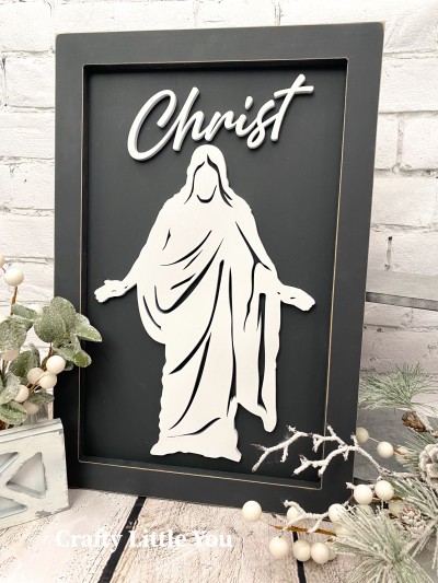 Unfinished kit measures apx. 12"x18" and includes wooden MDF:
* Back piece
* Frame
* Christus silhouette
* Christ word