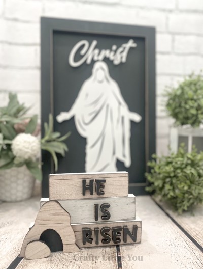Unfinished kit measures apx. 7"x4.5" and includes wooden MDF: 
* 3 wood blocks
* "HE IS RISEN" overlay wood words
* 1 tomb overlay
* 1 stone overlay