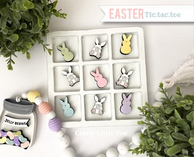 Unfinished kit measures apx. 1.5" and includes wooden MDF: 
* 5 backwards bunnies
* 5 peep bunnies