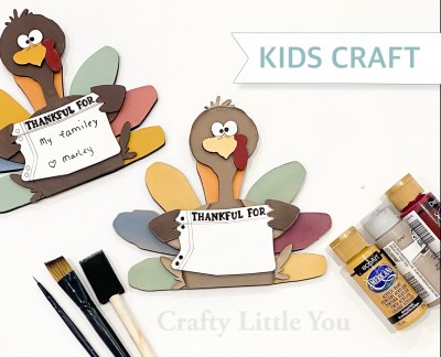 Unfinished kit measures apx. 7" and includes wooden MDF:
*1 turkey body
*1 set of connected feathers
*1 set of eyes
*1 beak
*1 waddle
*2 turkey hands
*1 paper overlay with engraved lettering
