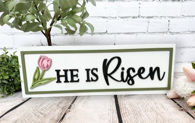 Unfinished kit measures apx.18"x6" and includes wooden MDF:
*1 main piece board
*1 frame overlay
*1 set of “He Is Risen” wood word overlays
*1 tulip with flower and petal overlays