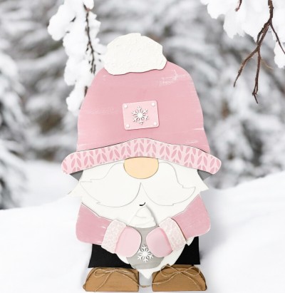 Unfinished kit made to fit Homie the Gnomie base and includes wooden MDF: *1 hat and brim *2 arms holding hot chocolate *2 pants *1 hat tag and pom-pom *2 snowflakes *2 glove overlays *8 dot Velcros